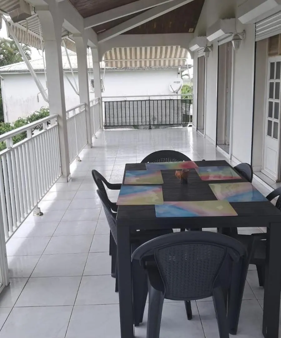Villa 4 P, 3 Chambres, Avec Jardin Ti'Kaz Groot Riviere-Salee 0*,