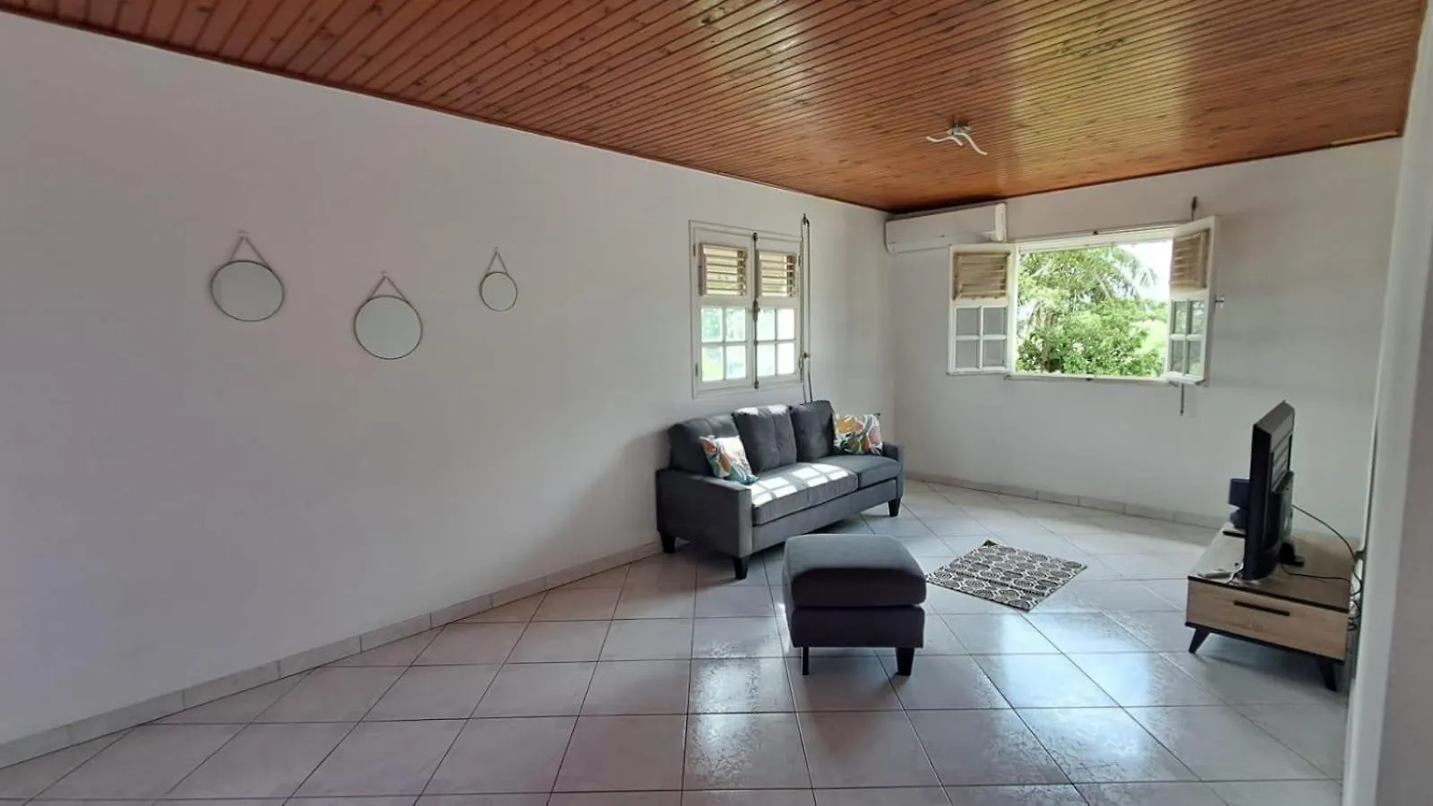 Villa 4 P, 3 Chambres, Avec Jardin Ti'Kaz Groot Riviere-Salee