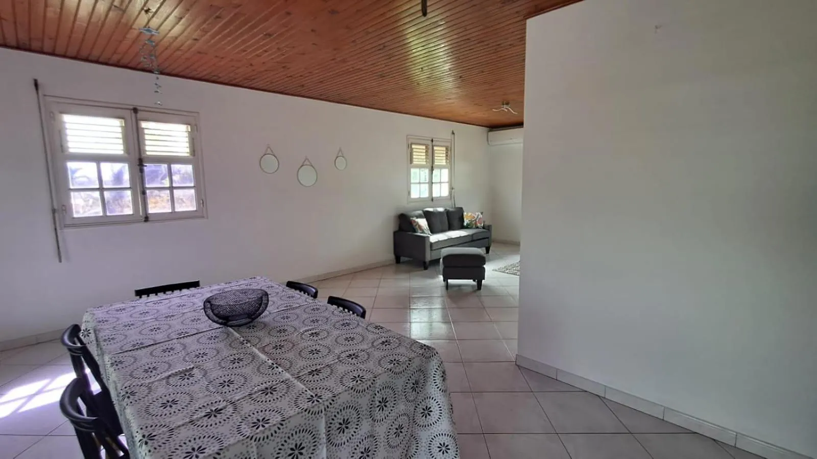 Villa 4 P, 3 Chambres, Avec Jardin Ti'Kaz Groot Riviere-Salee