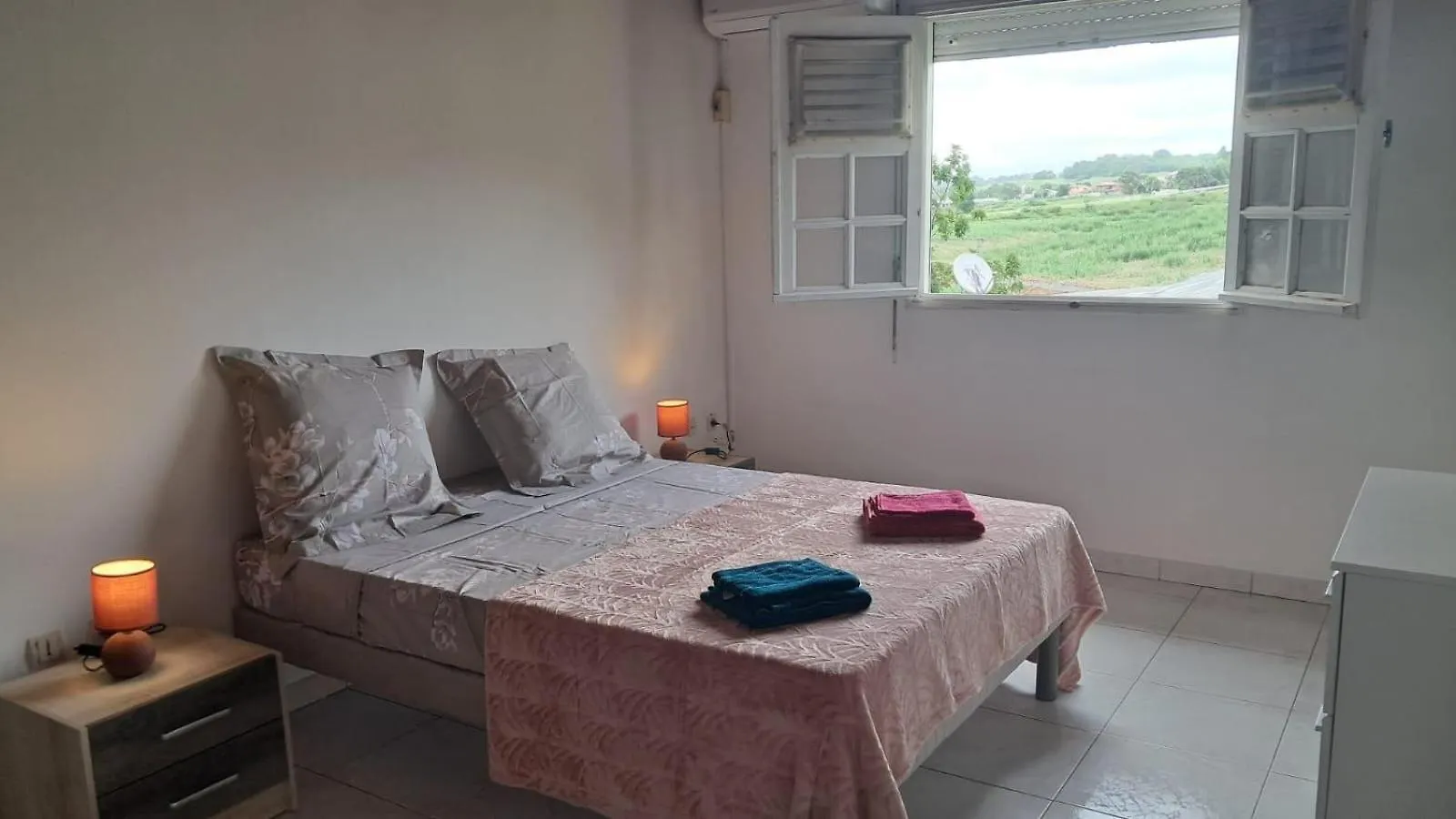 펜션 Villa 4 P, 3 Chambres, Avec Jardin Ti'Kaz Groot Riviere-Salee
